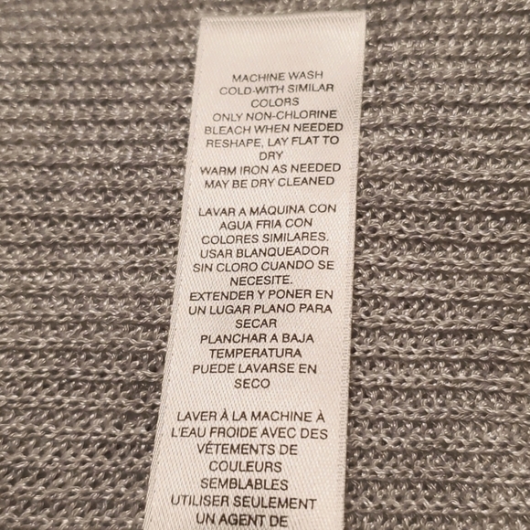 White House Black Market Silver Gray Tiered Open Collar Cardigan Sweater Size M - Picture 8 of 9